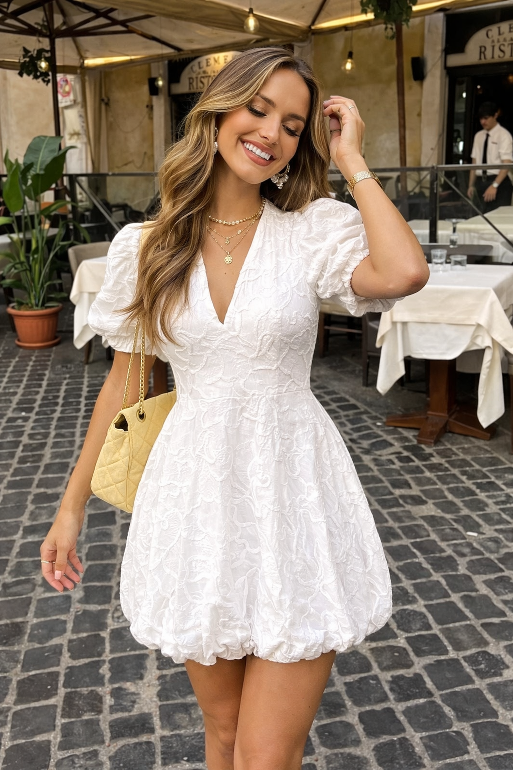 Dames 3D Bloemen Minidress | Elegante Witte Zomerjurk met Pofmouwen 1