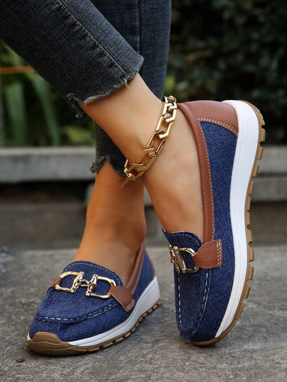 Dames Beige Comfort Loafers | Elegante Slip-On Instappers met Gouden Gesp 7