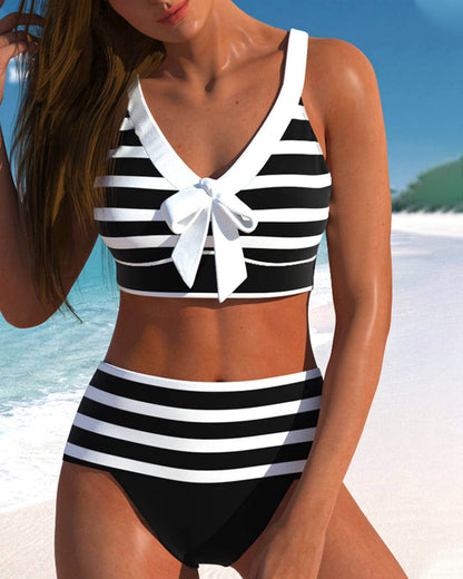 Dames Gestreepte Bikiniset met Hoge Taille | Elegante en Flatterende Pasvorm 0