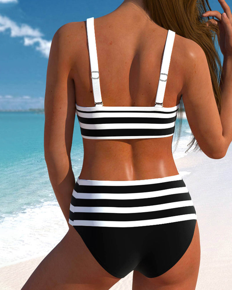 Dames Gestreepte Bikiniset met Hoge Taille | Elegante en Flatterende Pasvorm 1