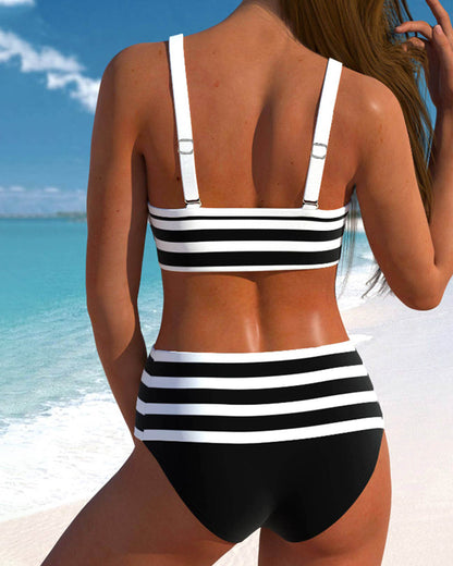 Dames Gestreepte Bikiniset met Hoge Taille | Elegante en Flatterende Pasvorm 1