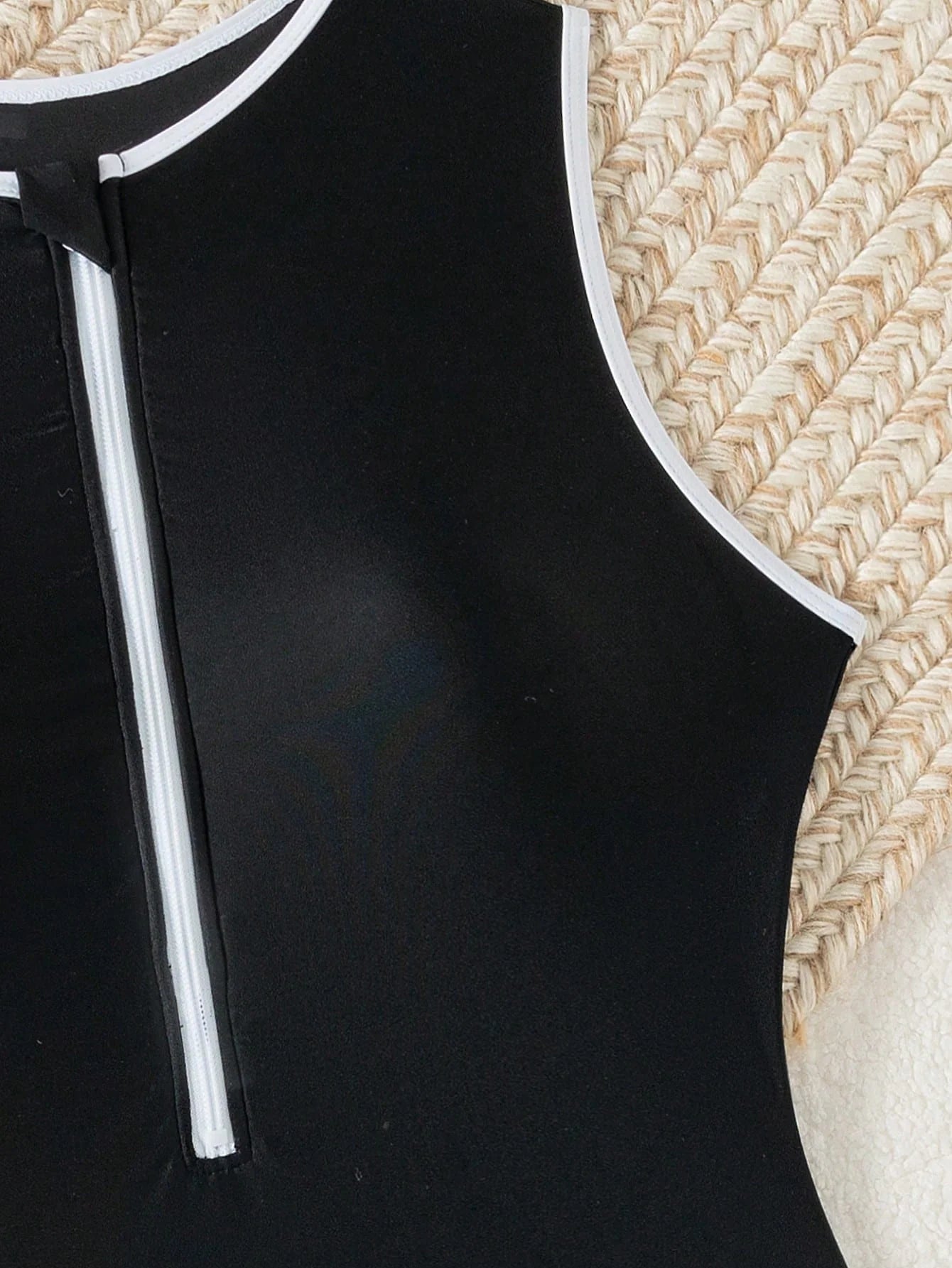Dames Kleurblok Badpak | Sportief Hoge Halslijn met Rits | Elegant en Comfortabel 6
