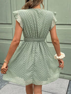 Dames Luchtige Zigzag Zomerjurk | Elegante V-Hals Knielengte Korte Mouwen Kleed 1