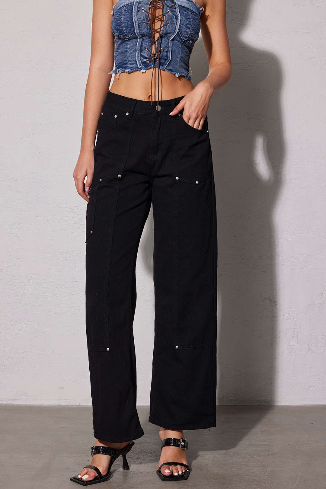 Dames Premium Denim Spijkerbroek | Comfortabele Wijdere Pasvorm met Utility Zakdetails 3