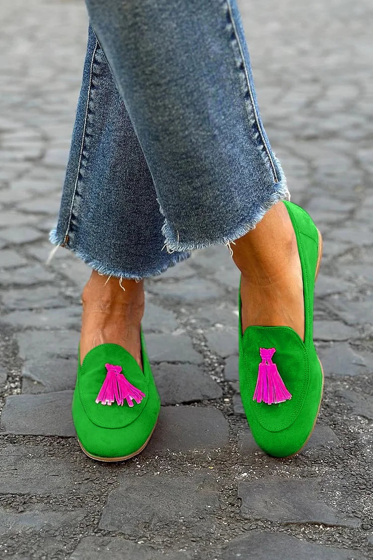 Dames Suède Loafers | Elegante Zwarte Slip-On Schoenen met Kwastjesaccent 0