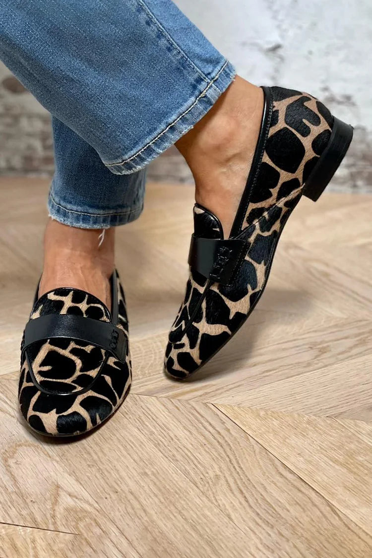 Dames Synthetische Koeienprint Loafers | Stijlvolle Comfortabele Instappers 0