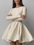 Dames Zachte Crème A-Lijn Skaterjurk | Elegante Lange Mouwen Dress 1
