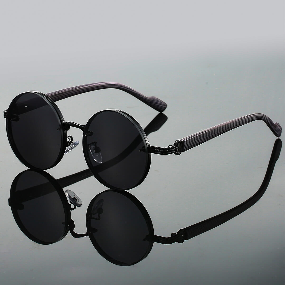 Unisex Premium Metaal Zonnebril | Stijlvol Lichtgewicht Design met UV400 Bescherming 4