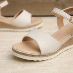 Professional e-commerce product photography, edit the provided images. Use the provided image as the product. Preserve the exact product shape, logo, colors, textures, and proportions. Do not alter, reshape, recolor, or add features to the product. macro close-up lens, extreme detail, very shallow depth of field. high resolution, commercial quality, sharp focus